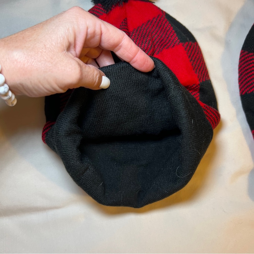 Pair of Red and Black Plaid Pom-Pom Beanies Winter Holiday Twinning OS - Picture 3 of 3